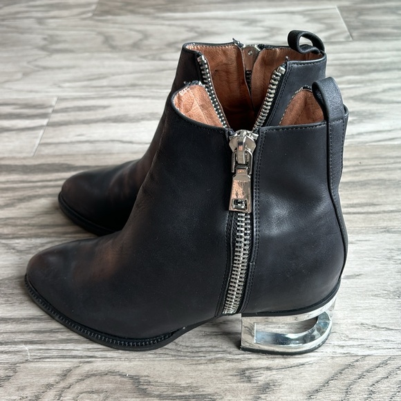 Jeffrey Campbell ankle boots size 7 - Picture 4 of 16